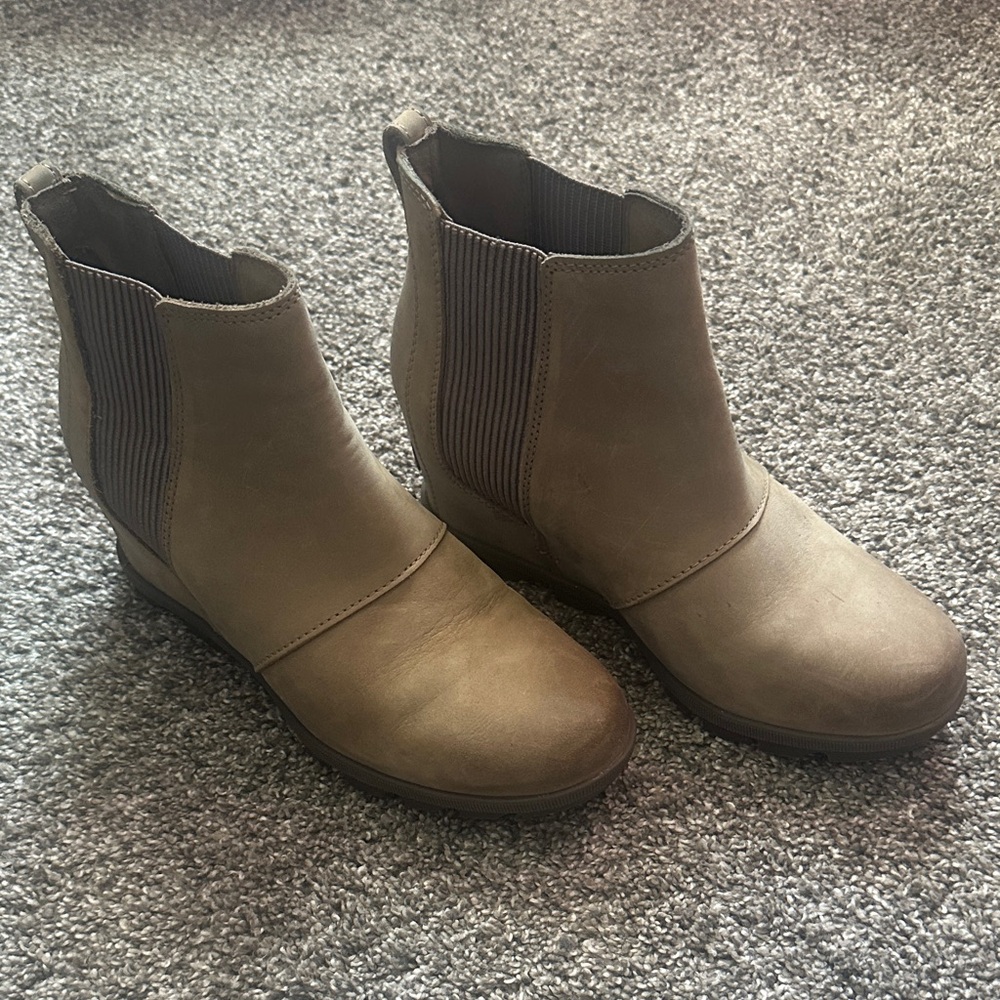 Sorel Taupe Chelsea Ankle Boots